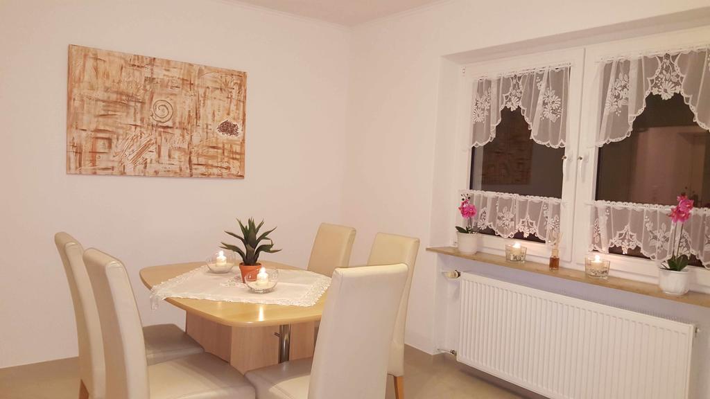 Holiday Apartment Essen Ruang foto